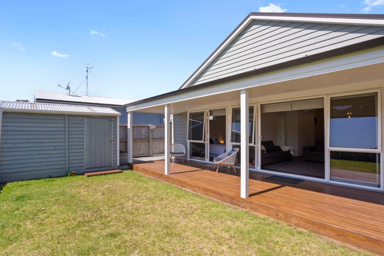 Sky Blue Retreat - Waihi Beach Holiday Home Екстериор снимка