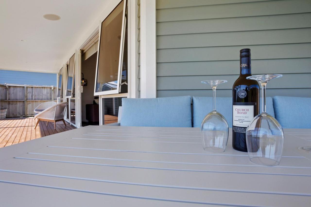 Sky Blue Retreat - Waihi Beach Holiday Home Екстериор снимка